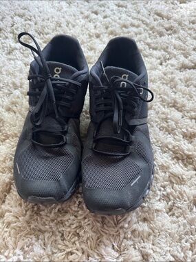 On Cloud Running Men's Black Mesh Performance Running Shoes